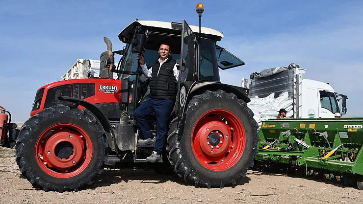 Beylikova Belediyesi Hububat Ekimine Başladı