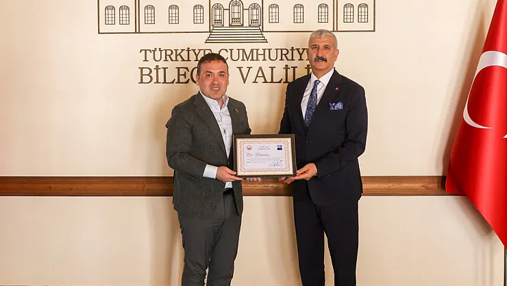 Bilecik'in Sevilen Müdürü Suat Günbey Veda Ediyor