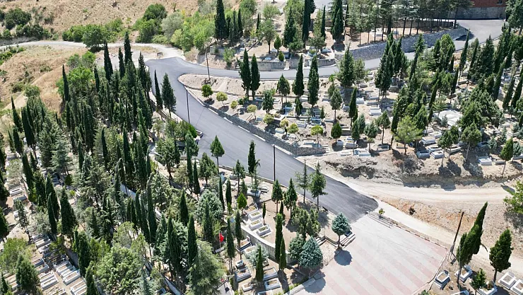 Bilecik Şehitlik Yolu Asfaltla Yenilendi