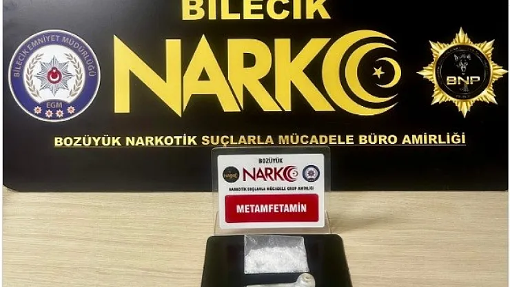 Bilecik'te 1 Kişinin Üzerinden Uyuşturucu Madde Çıktı
