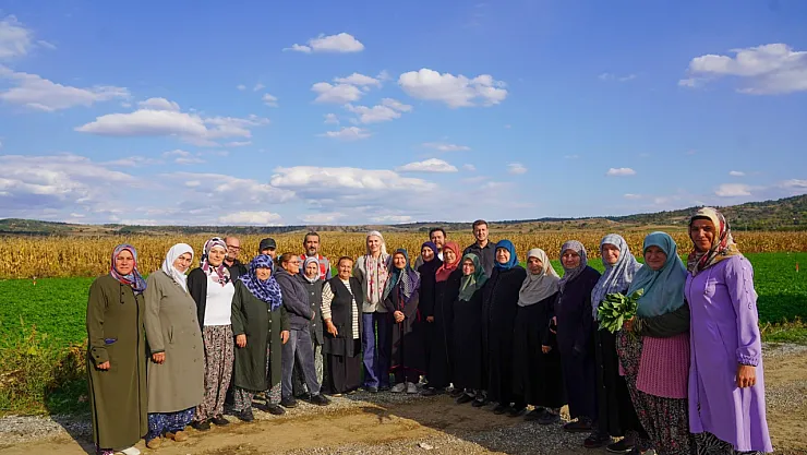Bilecik'te Dağıtılan Sebze Fidelerinin Hasadını Yapıldı