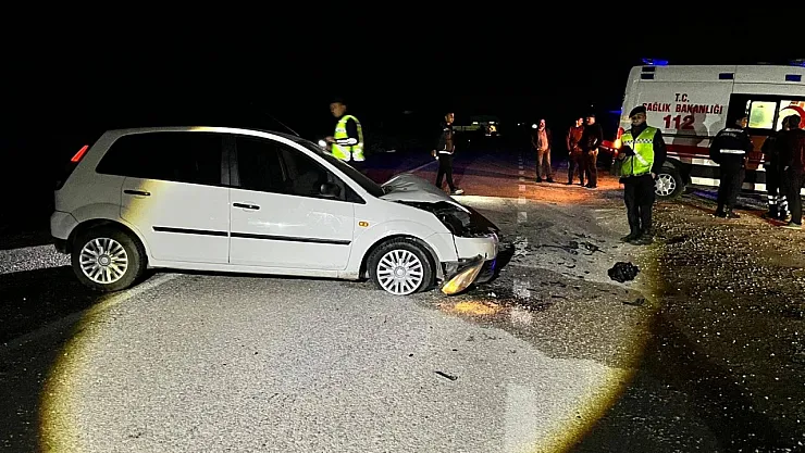Bilecik'te OtOmobiller Kafa Kafaya Çarpıştı: 4 Yaralı