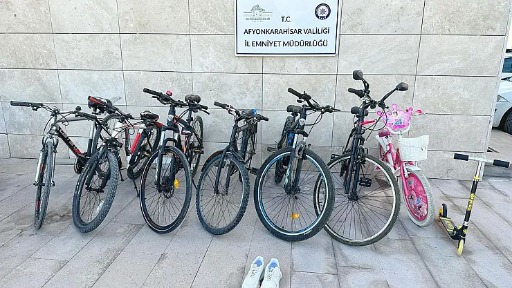 Bisiklet, scooter ve ayakkabı çalan 2 şahsı polis yakaladı