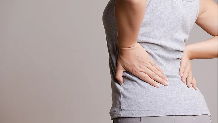 Böbrek Taşı Neden Oluşur? Böbrek Taşı Belirtileri Nelerdir?