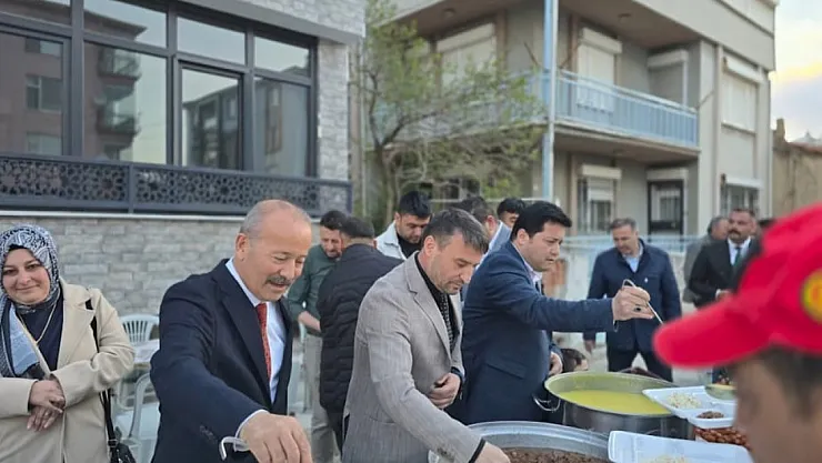 Bolvadin Belediyesi 6 Bin Kişilik İftar Verdi