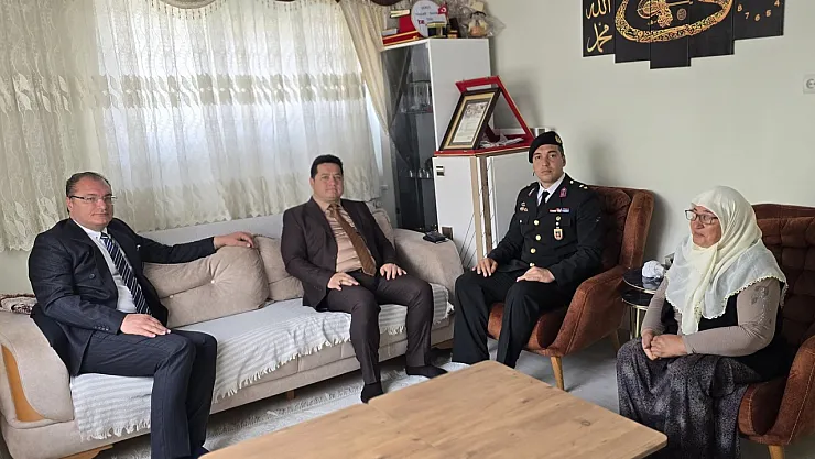 Bolvadin'de Şehit Aileleri Unutulmuyor