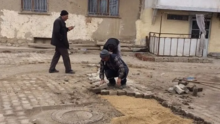 Bolvadin'de yollar düzenleniyor – Kocatepe Gazetesi