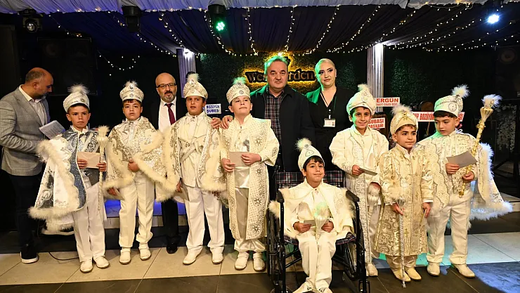 Bozüyük'te 65 Çocuk İçin Toplu Sünnet Şöleni Düzenlendi