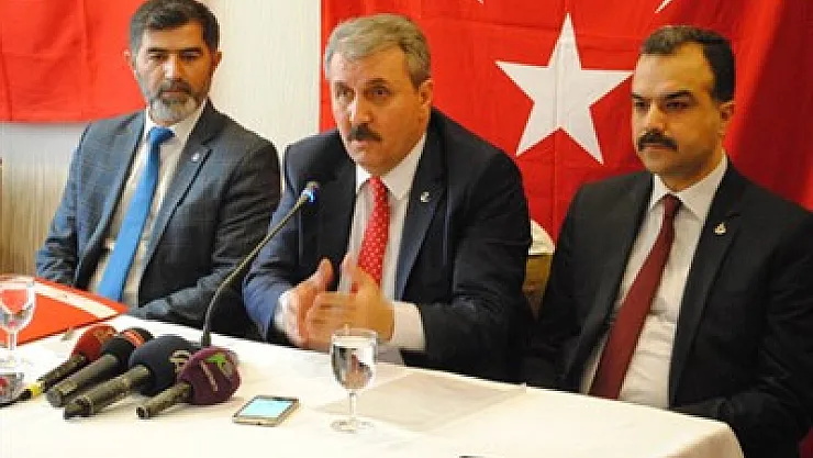 “Bu değişiklik, üniter devleti muhafaza ediyor”