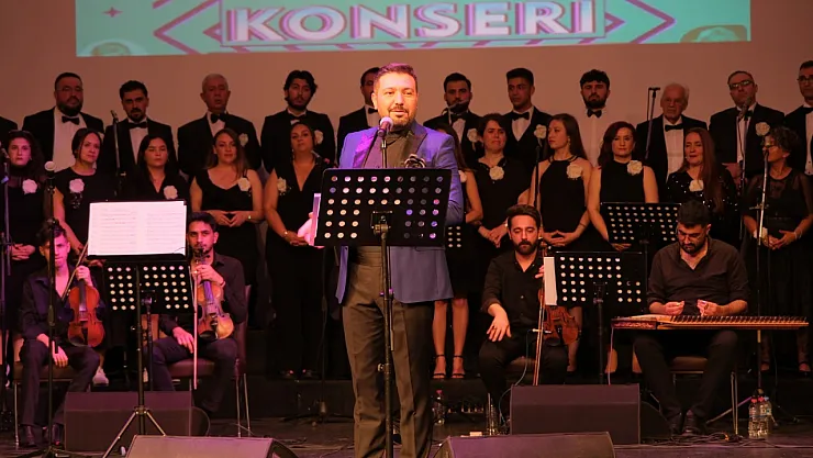 Bu Konser Gönül Yakar