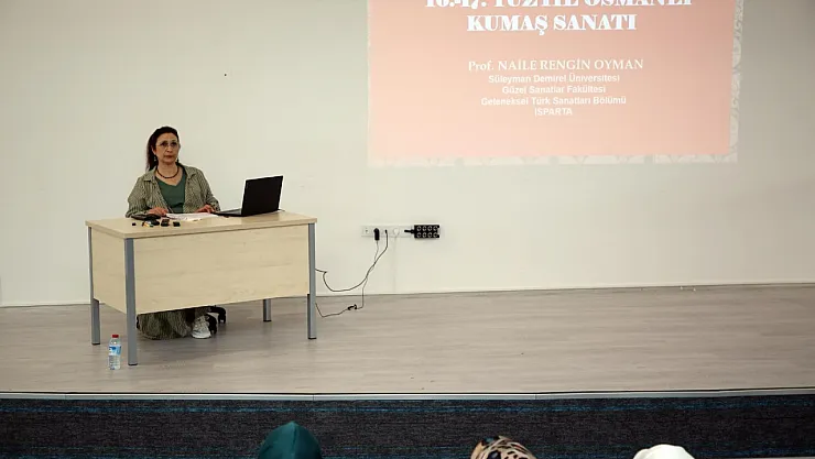 Bu Kumaşlar Sadece Giysi Değil, Birer Sanat Eseri!