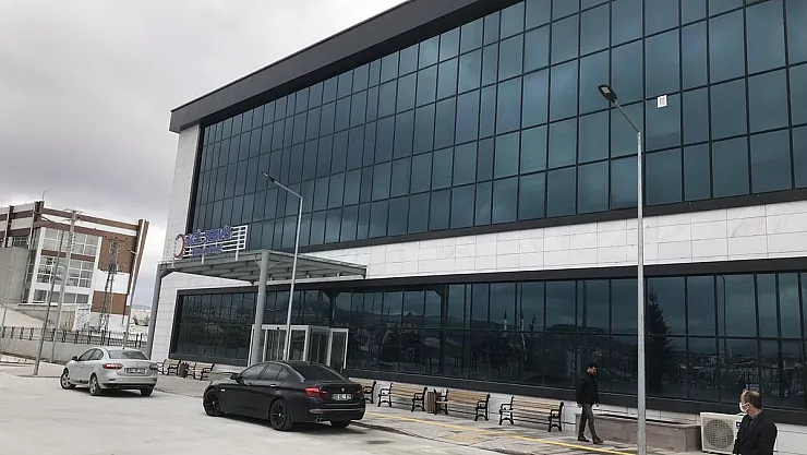 Bu muhteşem hastaneyi hayırsever aile yaptırdı