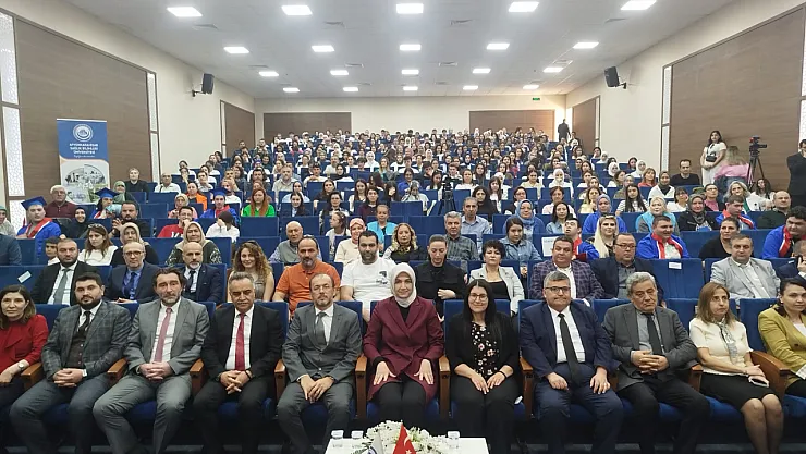Bu Tören Türkiye'de İlk... Otizmli Bireyler Üniversite Mezunu Oldu