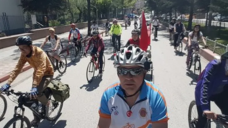 Bu tur 23 Nisan için