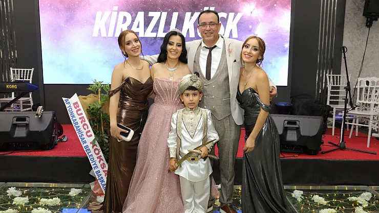 Bursalıoğlu Ailesinin Mutlu Günü