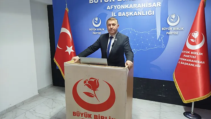 Çağlar'dan Şahin'e Destek: Görevini Yapıyor