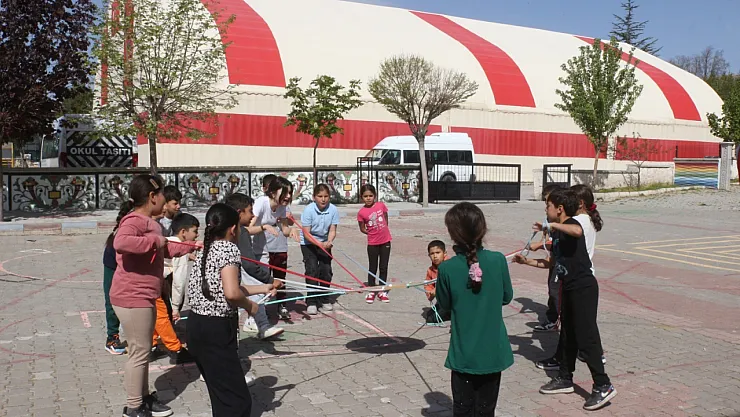 Çalışanlar ve Çocuklar Gün Boyu Eğlendi