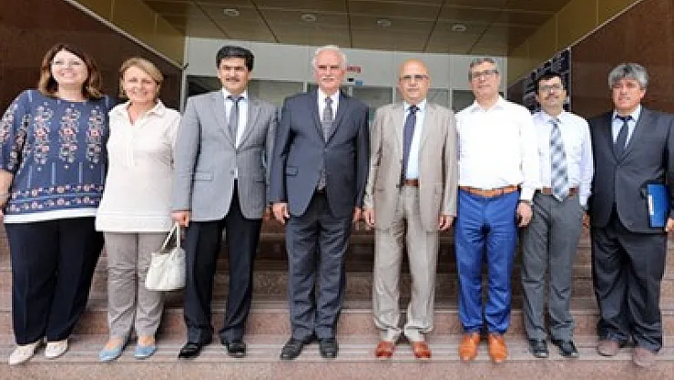 “Çalışmaları yakından takip ediyorum” – Kocatepe Gazetesi