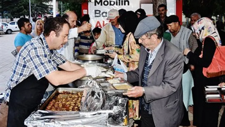 Çay’da 600 kişilik iftar buluşması