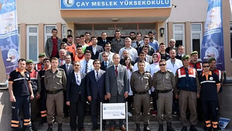 Çay’da Motorlu Araçlar Şenliği düzenlendi
