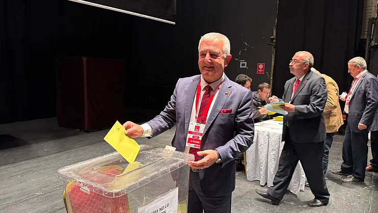 CHP'de Gergin Kongre