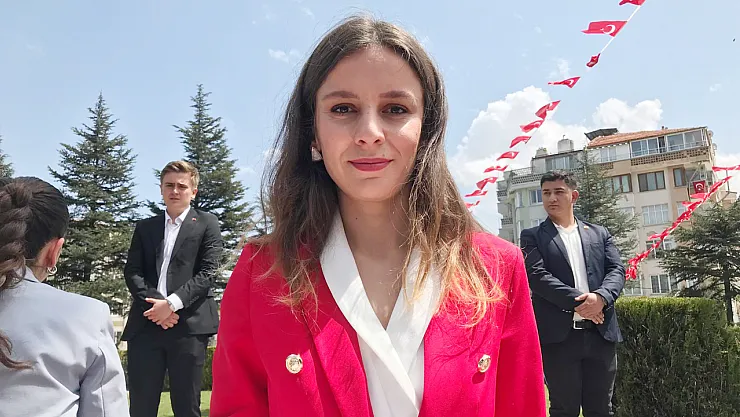 CHP'li Çetinöz'den 23 Nisan'da Siyasi Mesaj