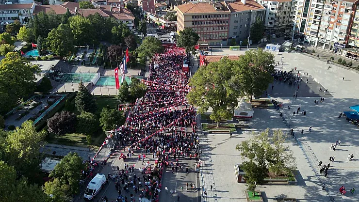CHP'nin Mitinginde Kaç Kişi Vardı?