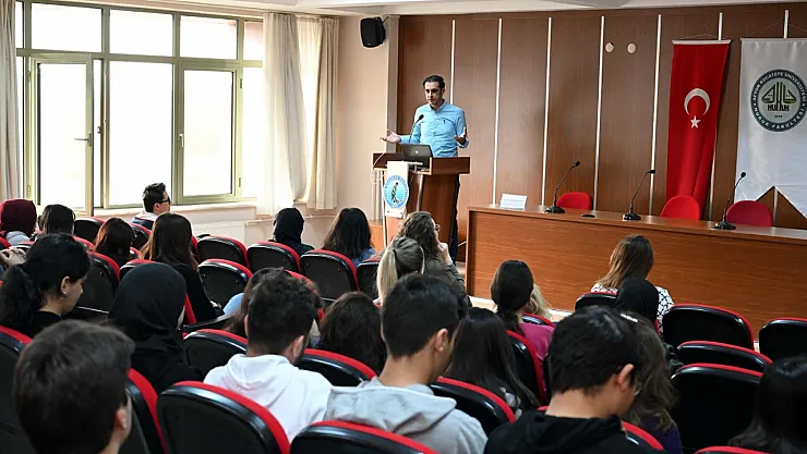 'Çocuklar Medya Ortamında Yalnız Bırakılmamalı'