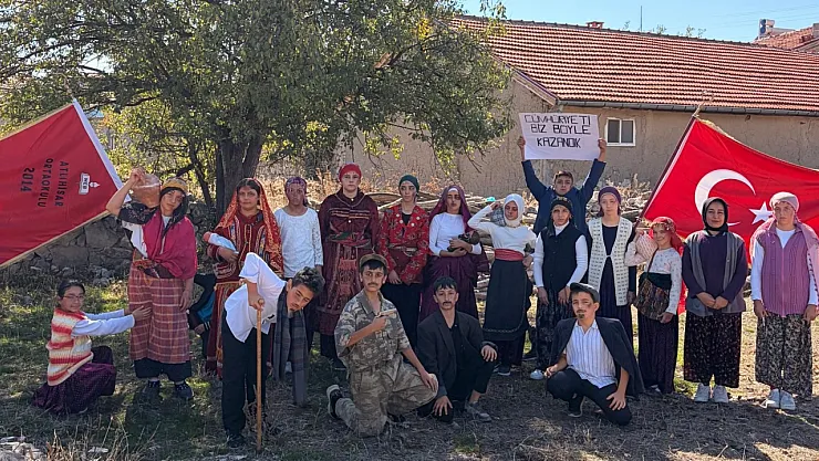 Çocuklardan Cumhuriyet Bayramı'na Özel Farklı Kutlama