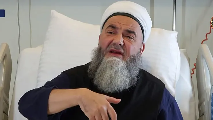 Cübbeli Ahmet Hoca, Hastane Odasından Yayın Yaptı