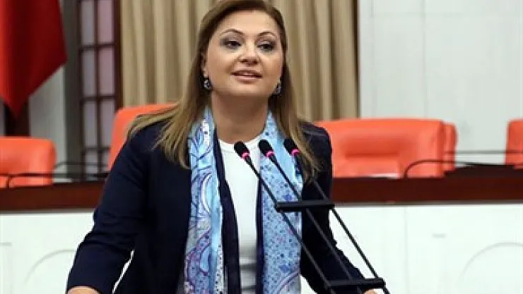 “Cumhuriyet kadınları, Cumhuriyet’e sahip çıkacak”
