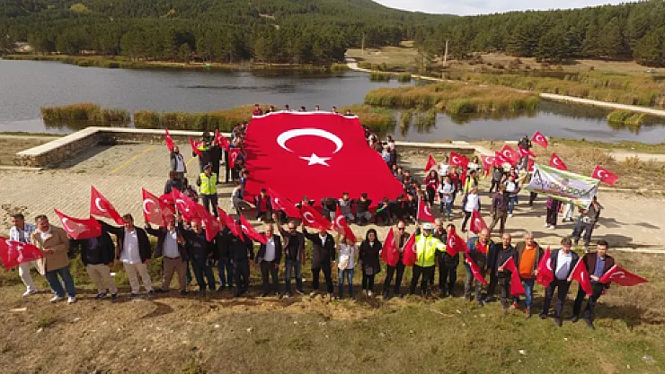 Cumhuriyetin 100. yılını doğa yürüyüşü ile kutladılar