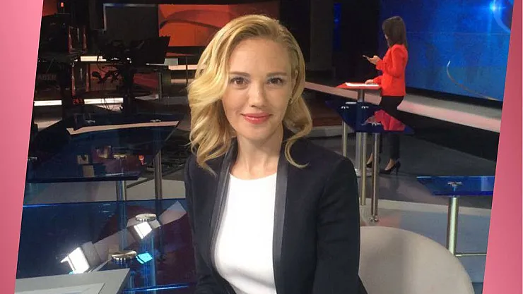 Darbe Bildirisi'ni Okuyan Tijen Karaş Şimdi Ne İş Yapıyor?