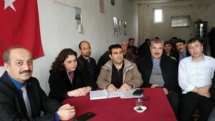 Dayı, çiftçileri ziyaret etti – Kocatepe Gazetesi