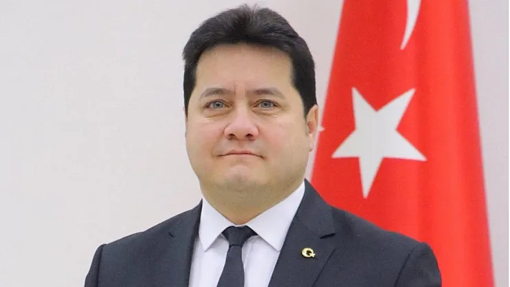 Derviş Aynacı Zirvede