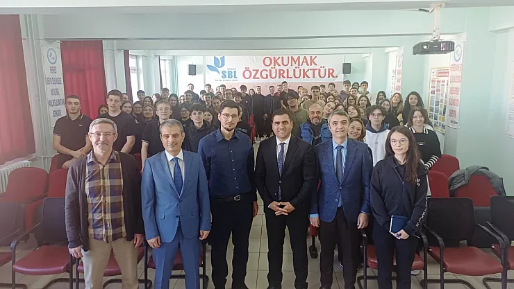 Dijital Dünyada Girişimcilik, Yenilik Ve Sürdürülebilirlik Konuları Masaya Yatırıldı