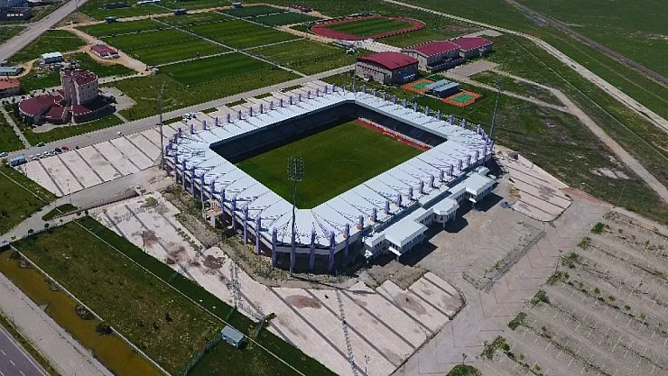 Diyadin: Afyon'a bile UEFA standartlarında stat yapıldı