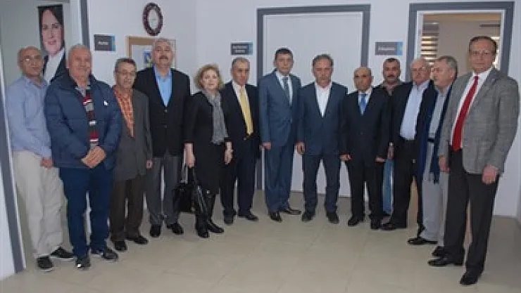 DP'den İYİ Parti'ye ziyaret – Kocatepe Gazetesi