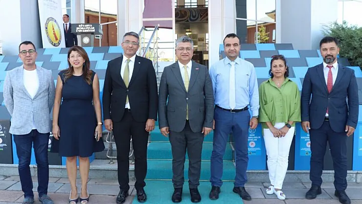 DPÜ'de Sıfır Atık Kutuları Teslim Töreni Düzenlendi