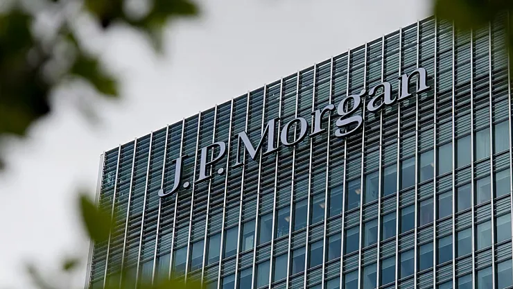 Dünyanın En Güçlü Bankası Tarihi Dolandırıcılık Skandalıyla Sarsıldı