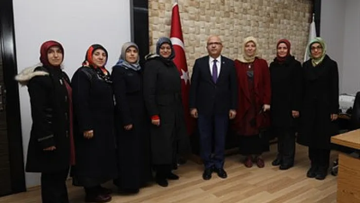 Eğitim-Bir-Sen Kadın Komisyonundan Çoban'a ziyaret