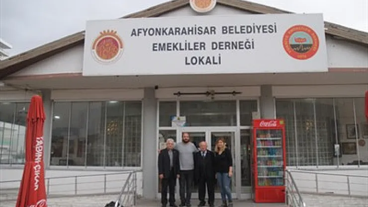 Emekliler Lokali Afyon halkının hizmetinde