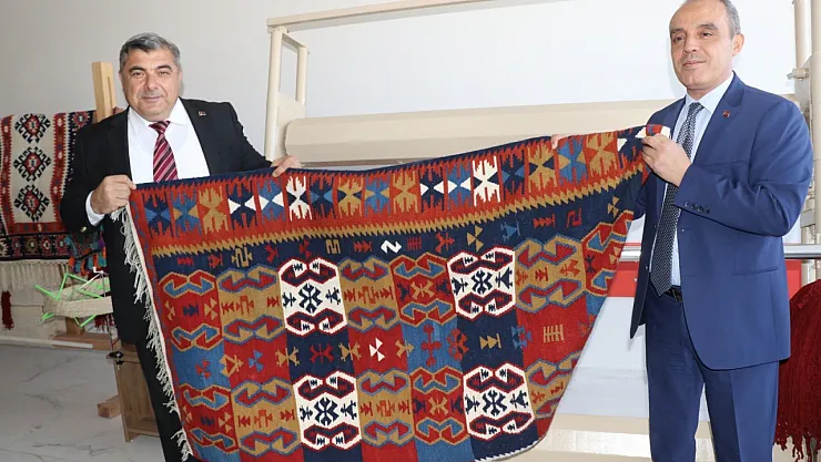 Emirdağ'ın Çömçeli Kilimi Yeniden Hayat Buldu