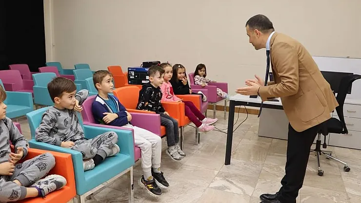 Emirdağ Kadın Kültür Evi'nde eğitimler devam ediyor