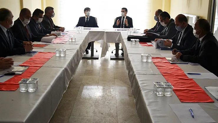 Emirdağ'ın eğitimdeki genel durumu masaya yatırıldı