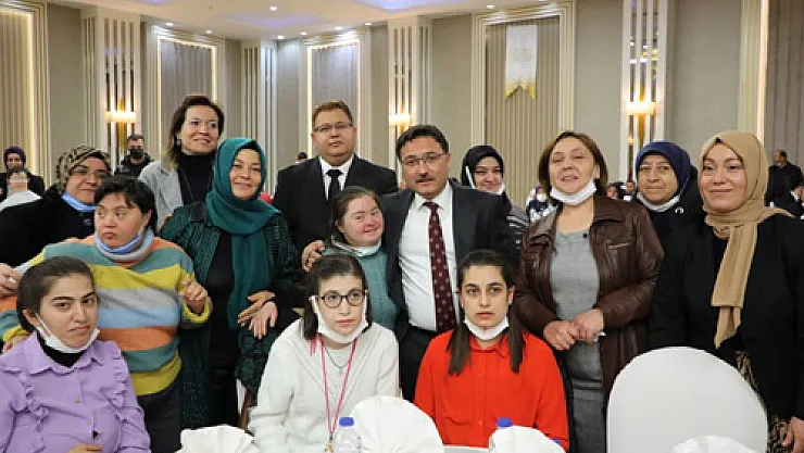 'Engelliler için  elimizden geleni  yapıyoruz': 'Asıl engel vicdanda'