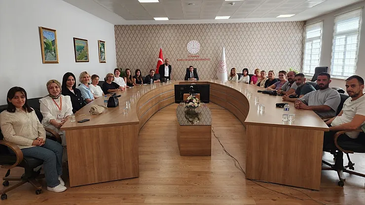 Erasmus Kapsamında Avrupa'dan Gelen Öğretmenler Kütahya'da Ağırlandı