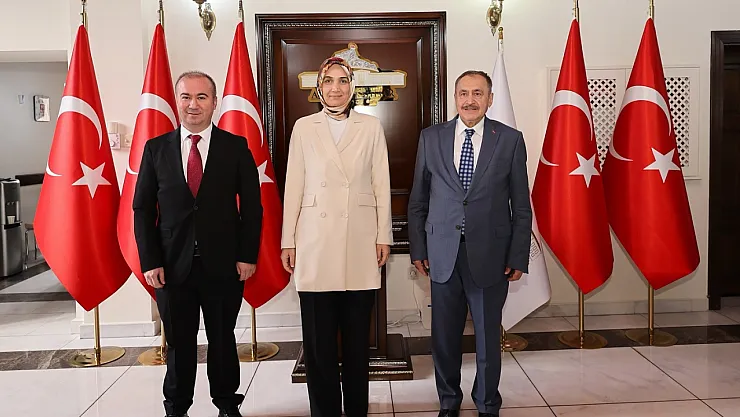 Eroğlu'ndan, Kamu İdarecilerine İstişare Ziyaretleri