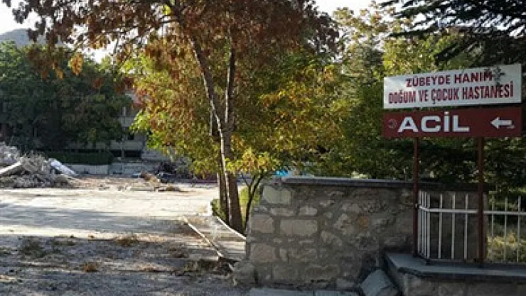 Eski Kadın Doğum, Hoca Ahmet Yesevi oluyor