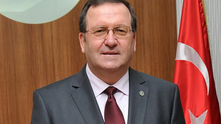 Eski Rektör Solak'a yeni görev